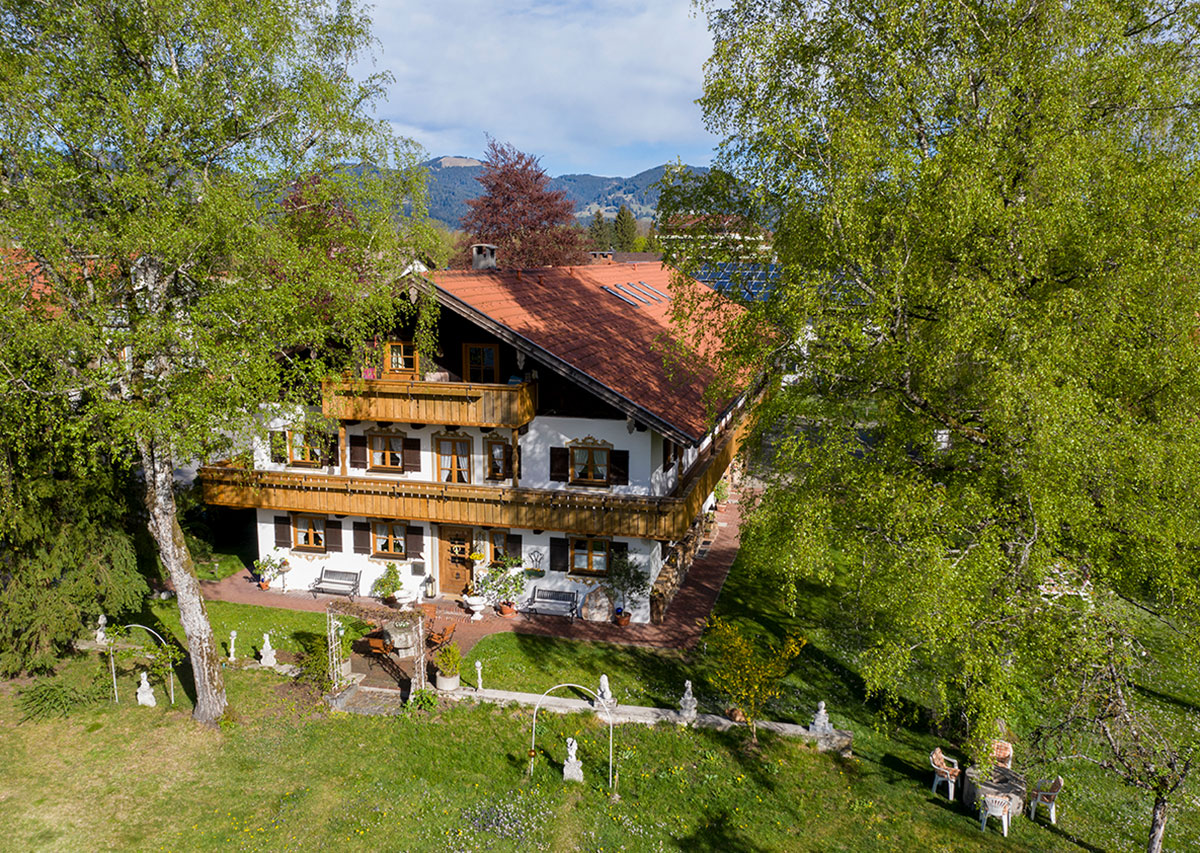 Gaestehaus-Heiss-Lenggries-Ansicht-von-oben Gaestehaus-Heiss-Lenggries-Ansicht-von-oben